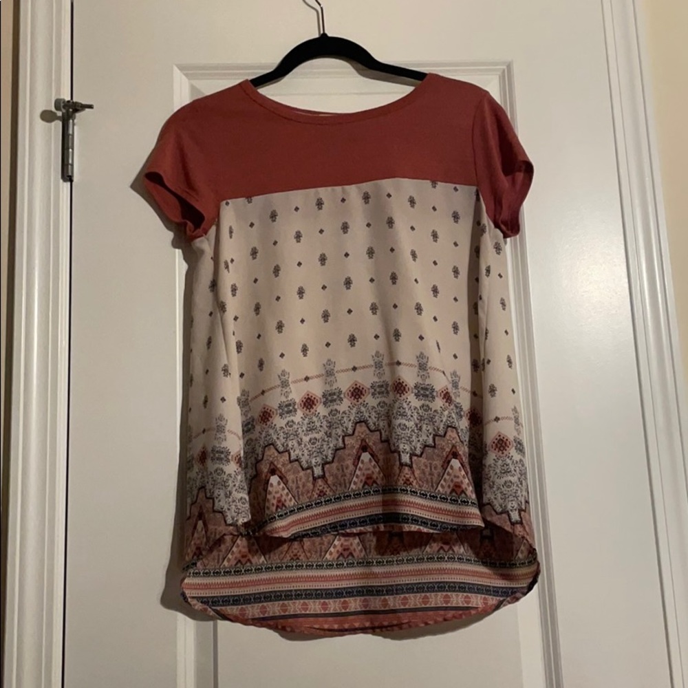 pink shirt